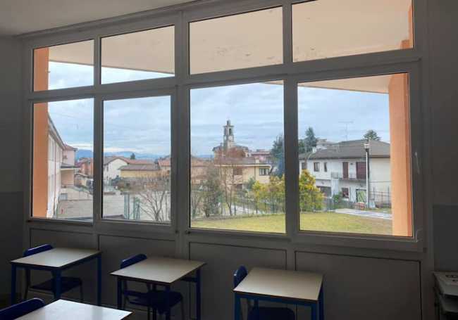 Angera scuole