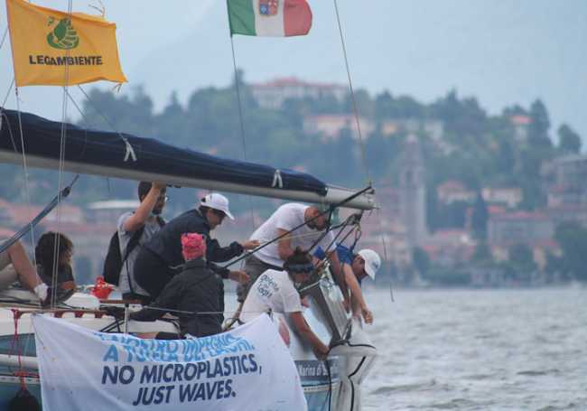 Microplastiche lago maggiore