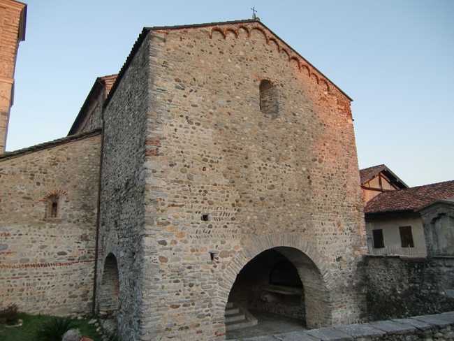 Pombia Chiesa San Vincenzo