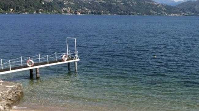 arona spiaggia le rocchette