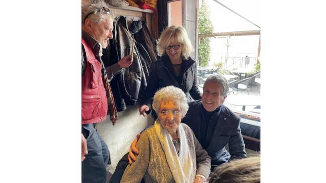 arona 100 sig adelina