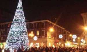 arona luci natale
