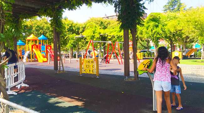 arona parco giochi
