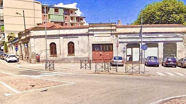 arona park via torino ex concessionaria