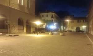 arona piazza san graziano sera