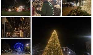 aronaaccensione albero luminarie 25