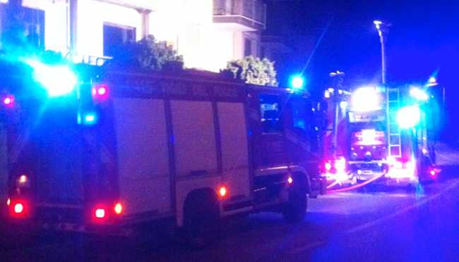 barbero incendio morti arona