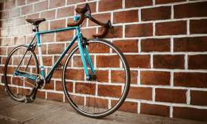 bicicletta muro foto