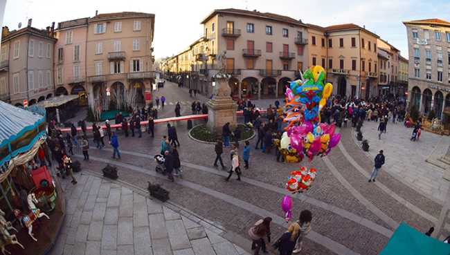 borogmanero 17 centro Meringa Record 13