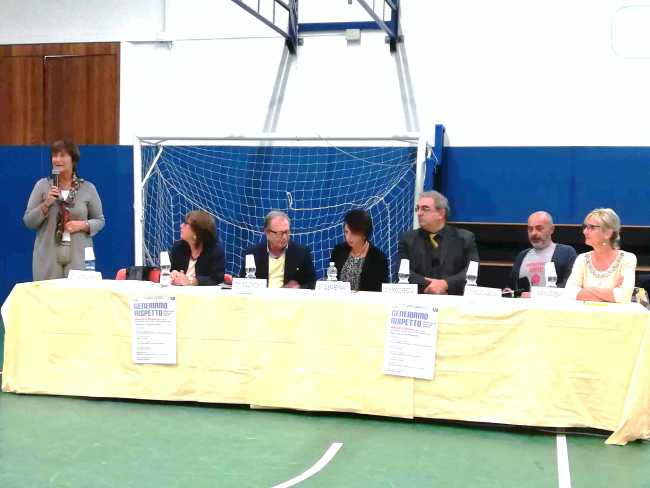 cyberbullismo arona