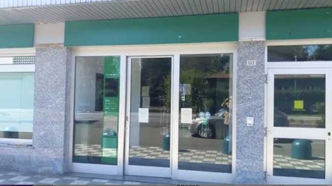 dormelletto banca chiusa