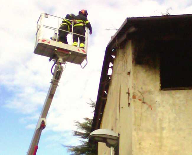 dormelletto vigili fuoco