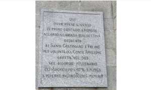 lapide arona restauro