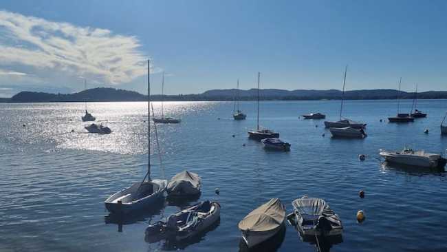 lesa lago foto archivio