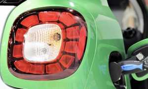 macchina elettrica foto