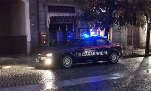 notte auto viale domo carabinieri