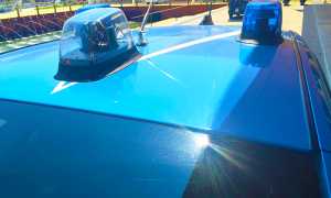 polizia auto lampeggianti giorno