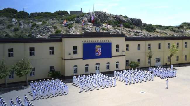 scuola sottufficiali la maddalena
