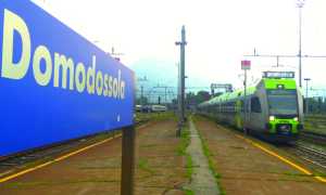 treno bls stazione domo
