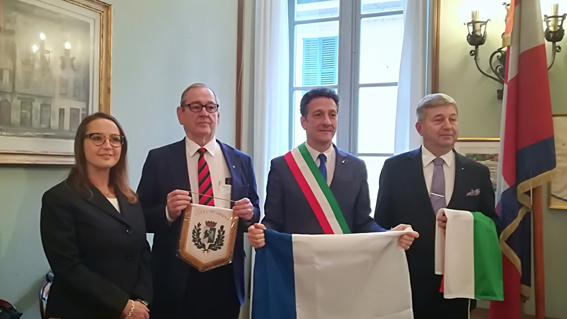 scambio bandiere