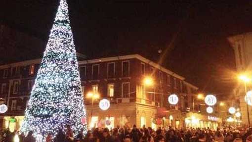 arona luci natale