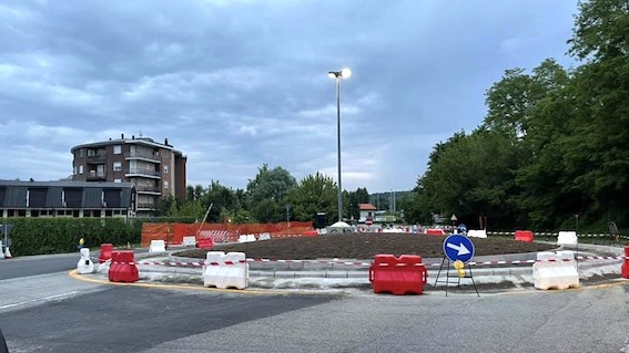 rotonda arona procede