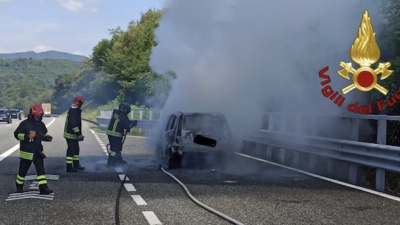 meina incendio auto 2
