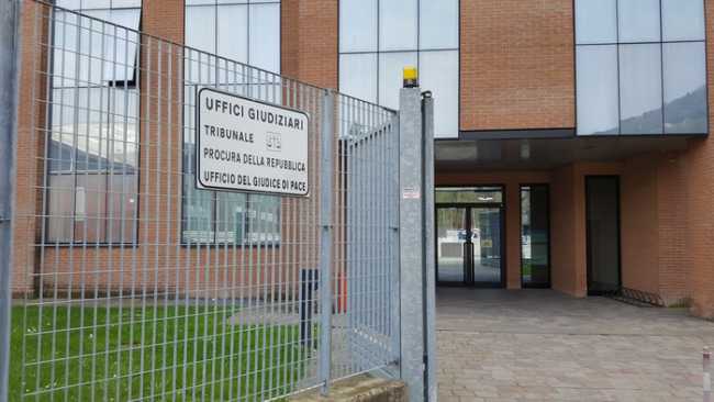 tribunale esterno