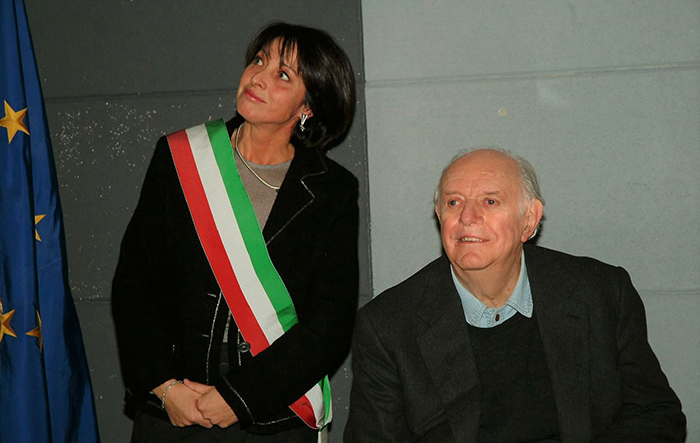 “Il Teatro Civico intitolato a Dario Fo”. Proposta della senatrice Ferrara e del circolo Pd di Oleggio