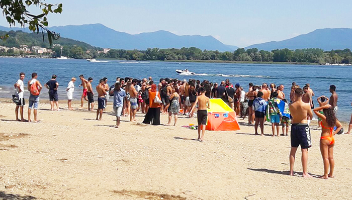 Tragedia ad Arona, un uomo annega nelle acque antistanti punta Vevera