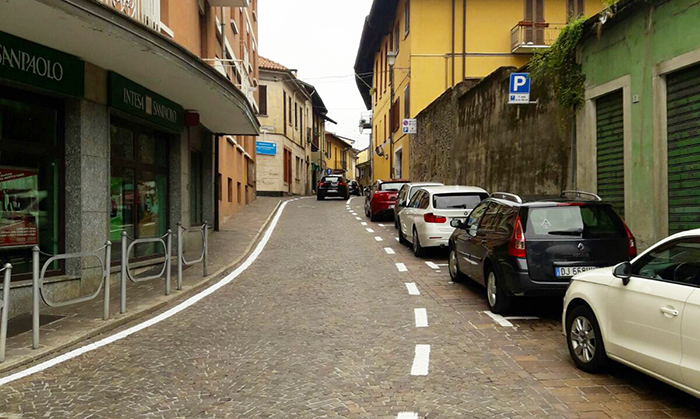 Castelletto: sensi unici e limite di 30 all'ora nel centro storico, ma posteggi gratis