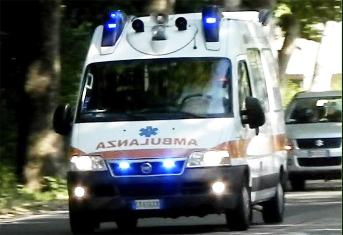 Lite provoca il ferimento di due persone, portati in ospedale