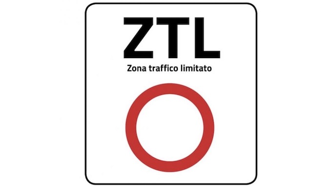Arona, dal 28 aprile attiva la ZTL in via Poli