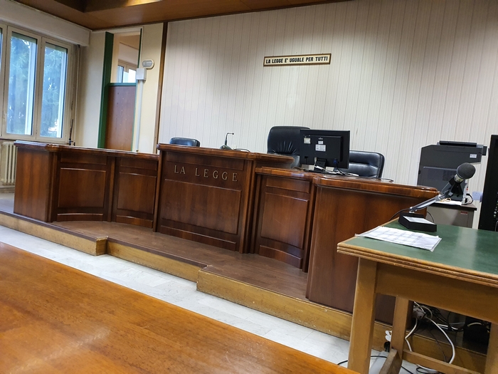 Ammanchi nelle multe, l’ex comandante si difende: rubata la valigetta coi contanti