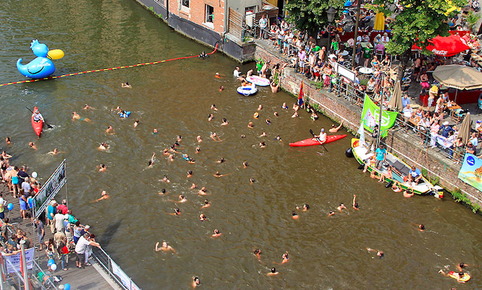 Oleggio: domani il "Big jump" nel Ticino