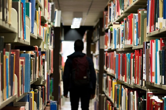 Assemblea pubblica per la biblioteca civica: servono interventi urgenti
