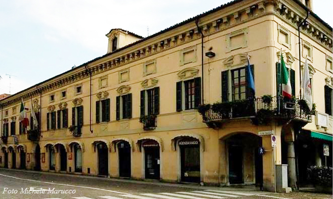A Borgomanero presentazione di “Marzo in rosa”