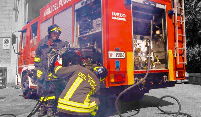 Incendio in una villetta a Borgo Ticino 